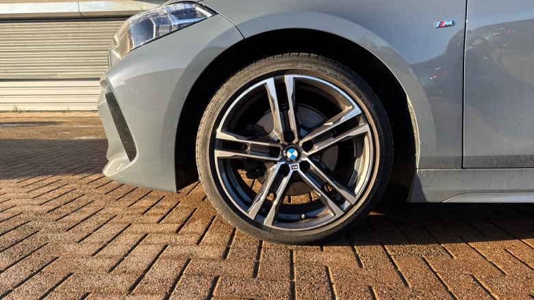 BMW 1 Series 118i M Sport 5dr Step Auto Petrol Hatchback